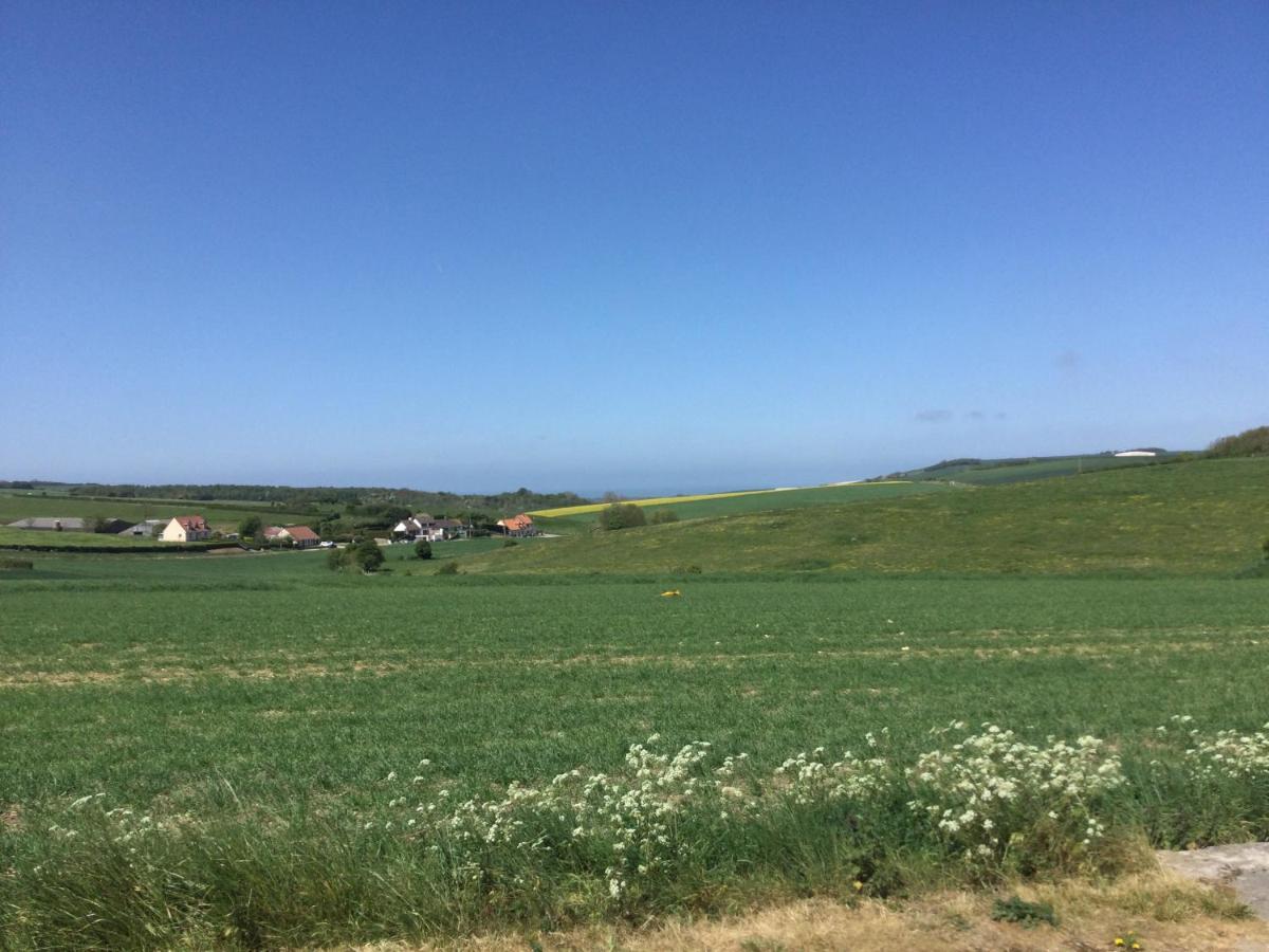 Sur Les Routes De La Mer Saint-Inglevert Bagian luar foto